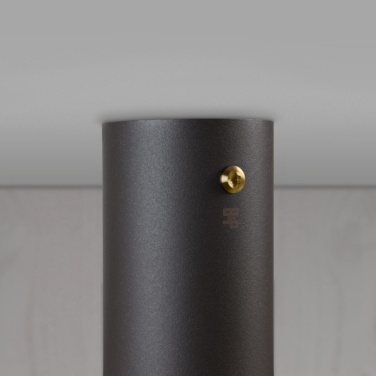 Светильник Buster and Punch Exhaust surface graphite brass 2