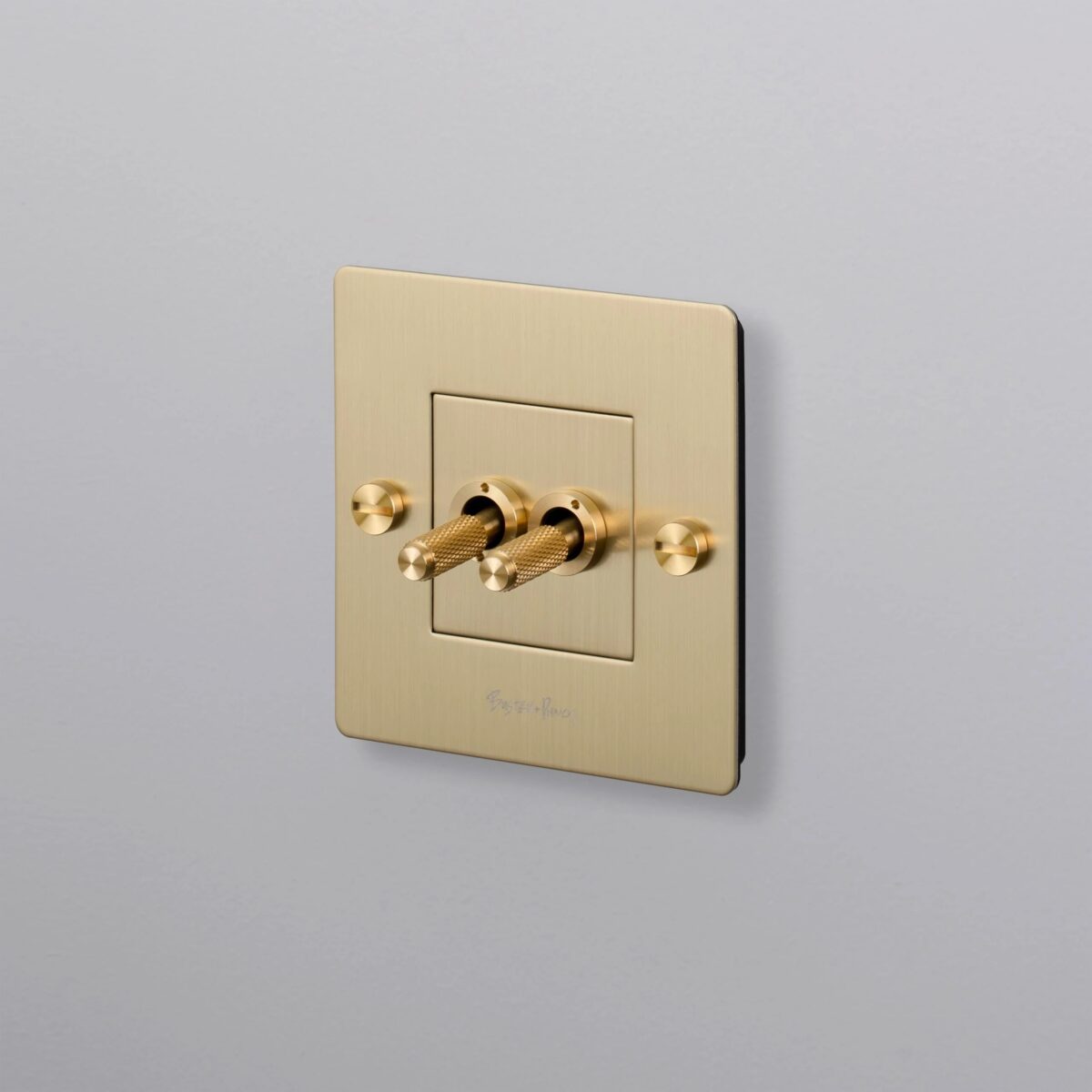 1G TOGGLE SWITCH Brass1G TOGGLE SWITCH BRASS 2