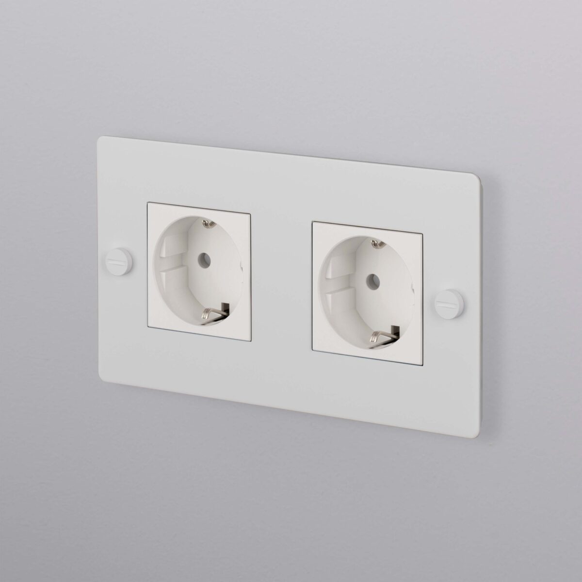 2G SOCKET WHITE